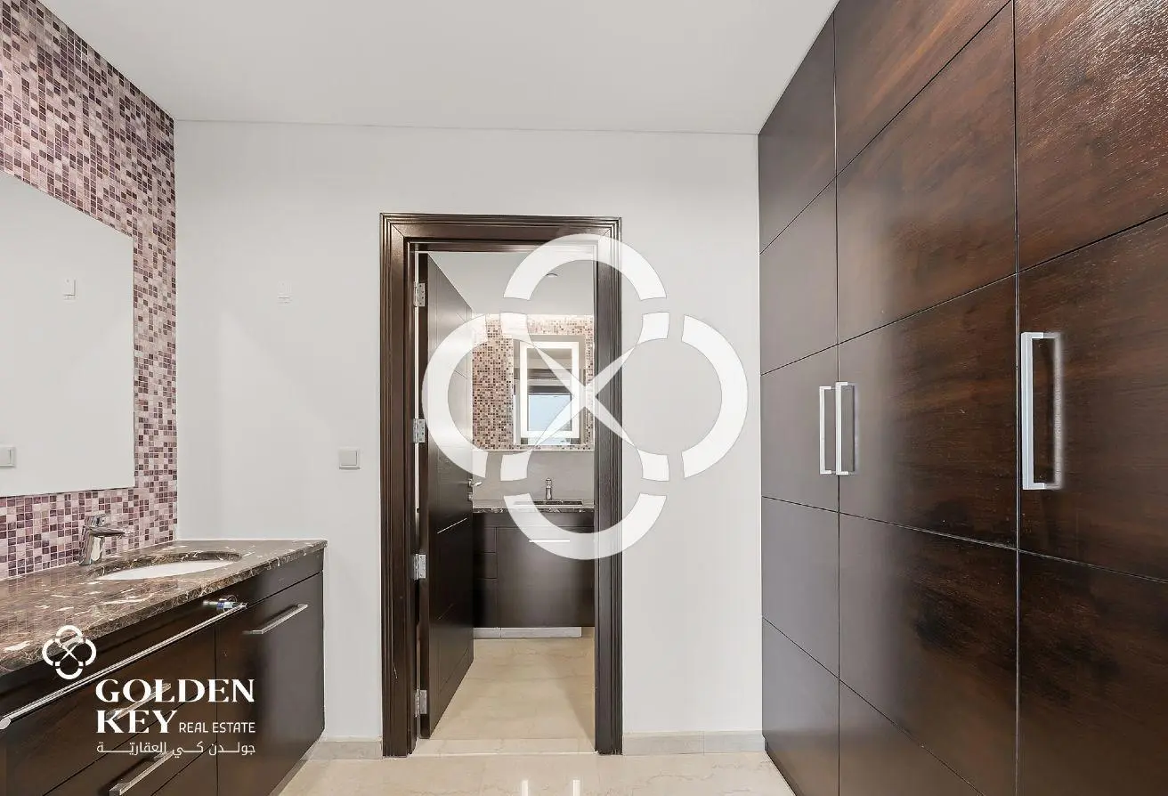 Stunning 4BR Duplex+Terrace | Bills Included