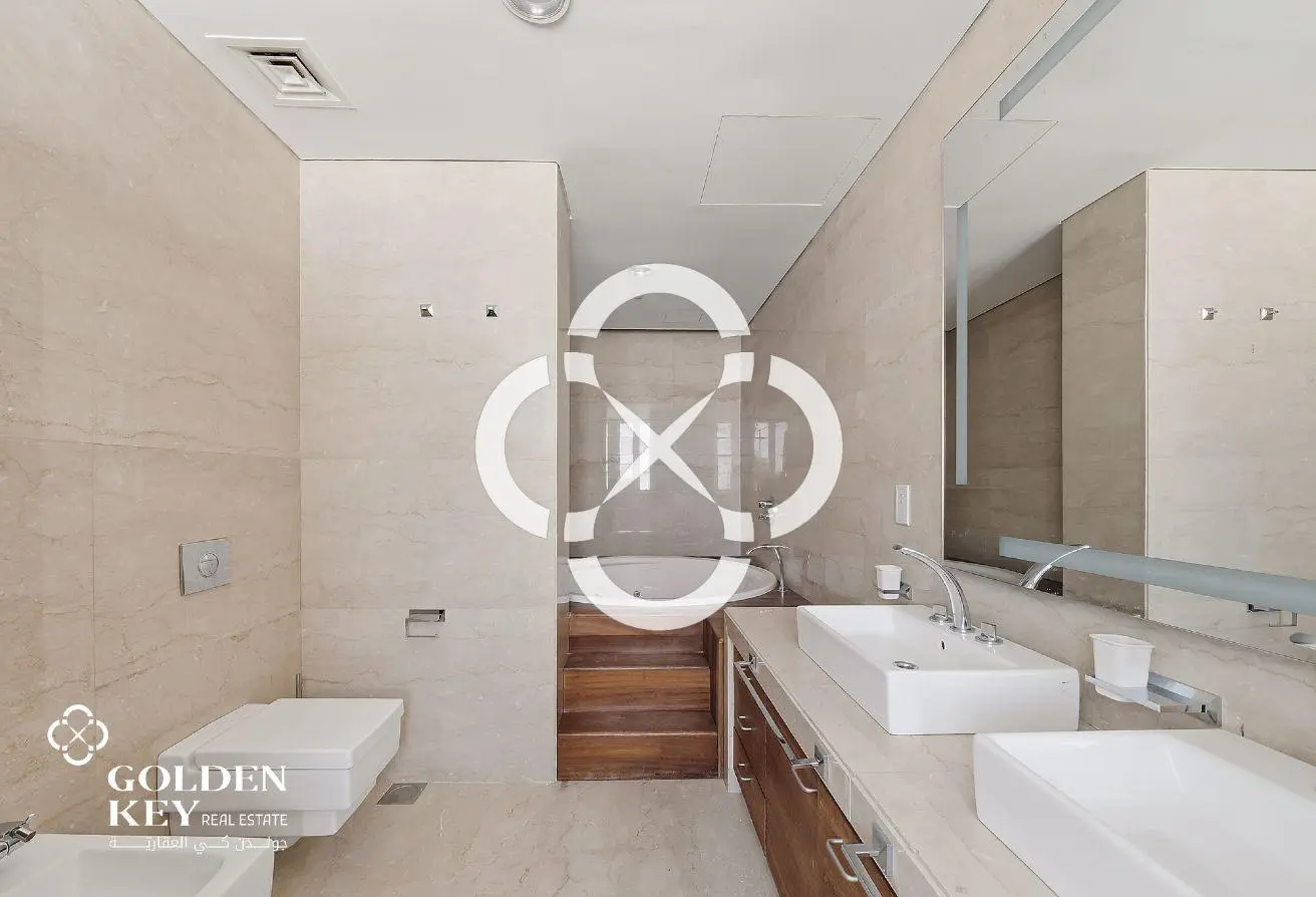 Stunning 4BR Duplex+Terrace | Bills Included