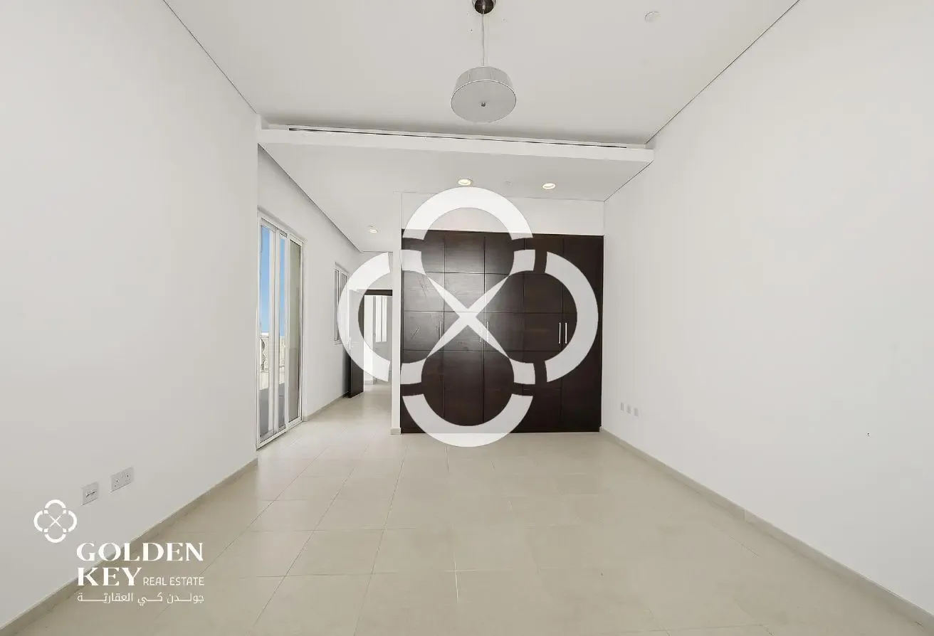 Stunning 4BR Duplex+Terrace | Bills Included