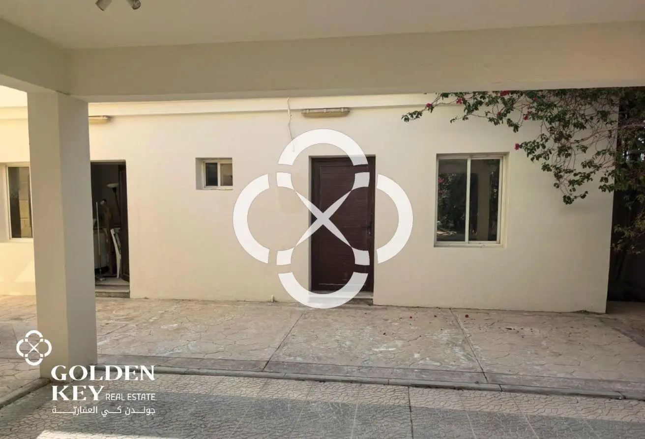 4 Master Bedroom w/ Private Pool | Al Dafna