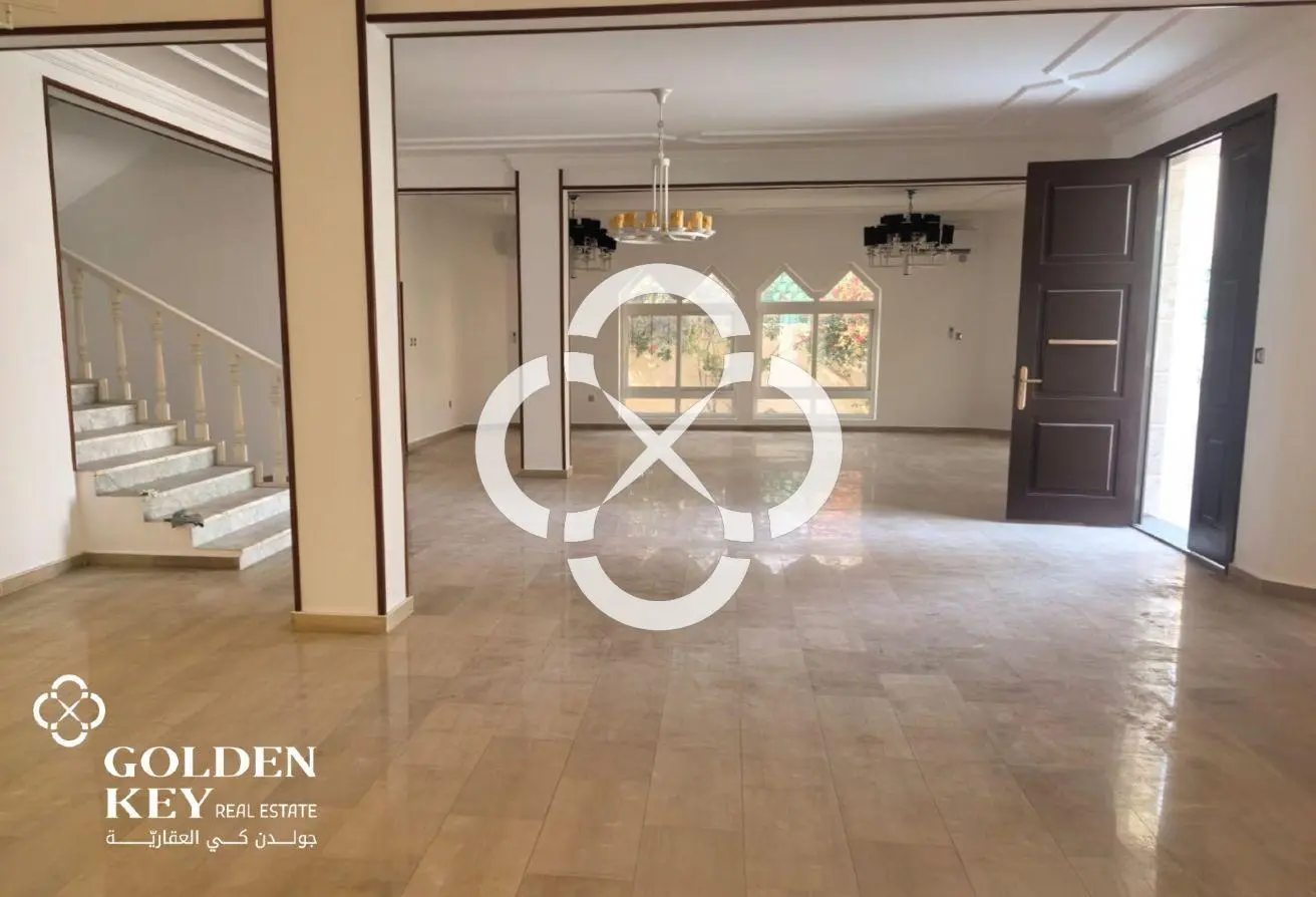 4 Master Bedroom w/ Private Pool | Al Dafna
