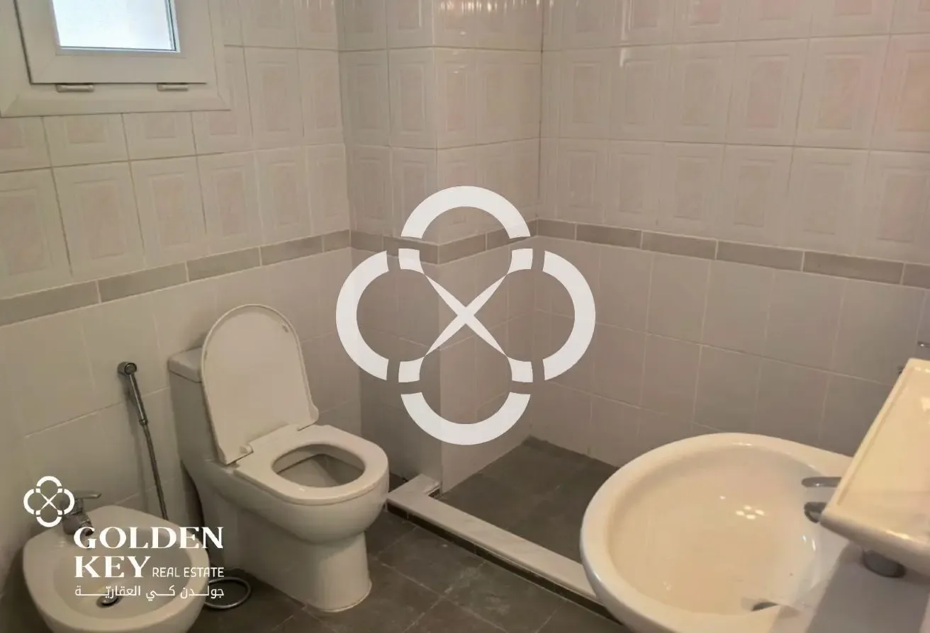 4 Master Bedroom w/ Private Pool | Al Dafna