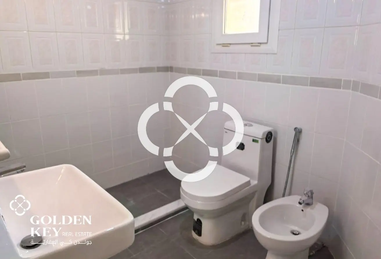 4 Master Bedroom w/ Private Pool | Al Dafna