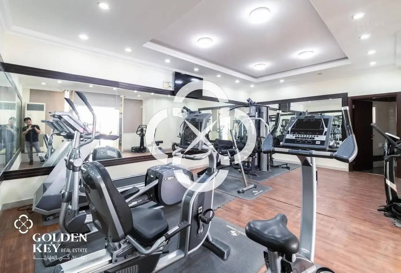 80 Units | Family Accomodation | Near Metro