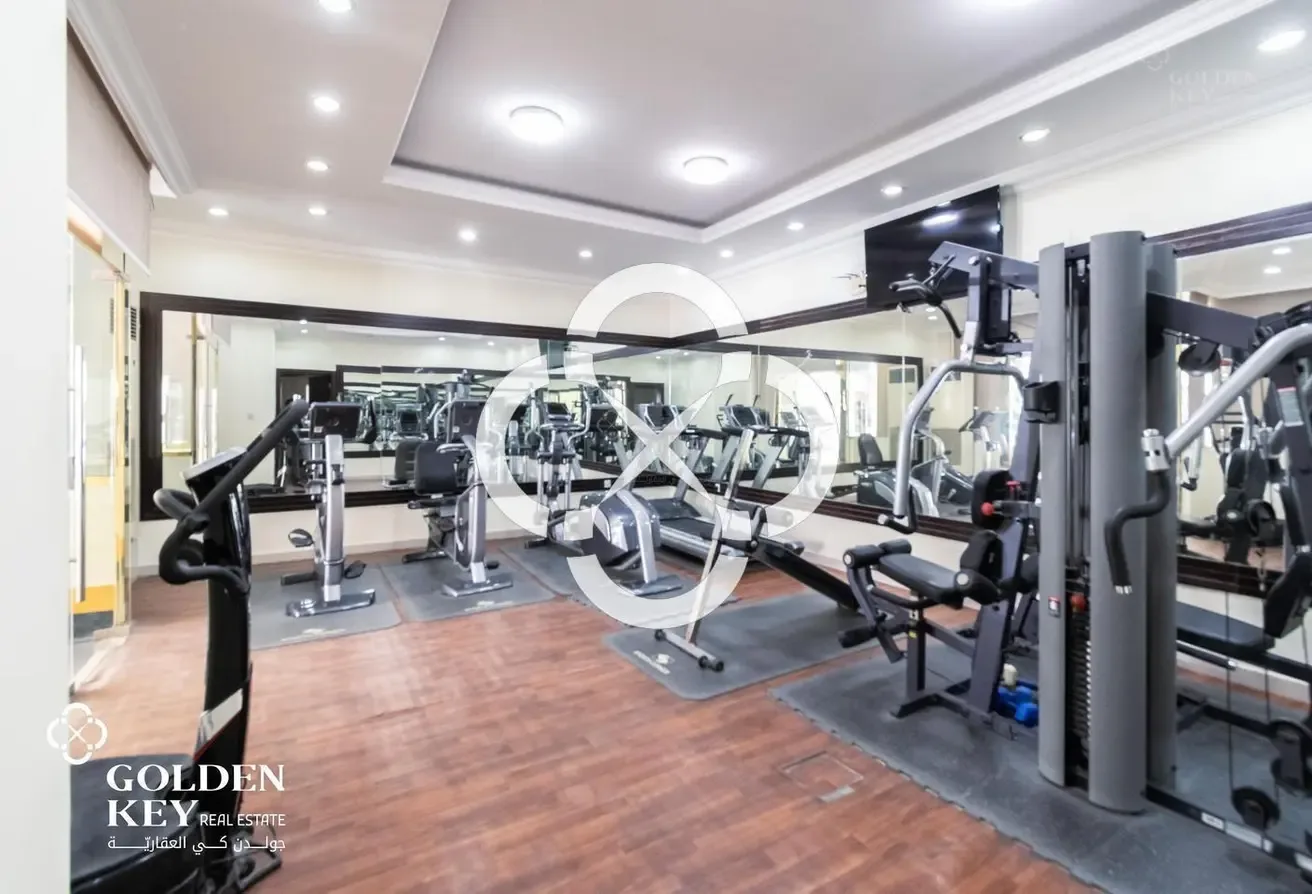 80 Units | Family Accomodation | Near Metro