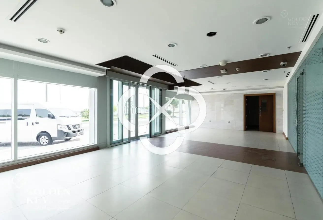 +9 Months Grace | 4 Floor Building | High Traffic