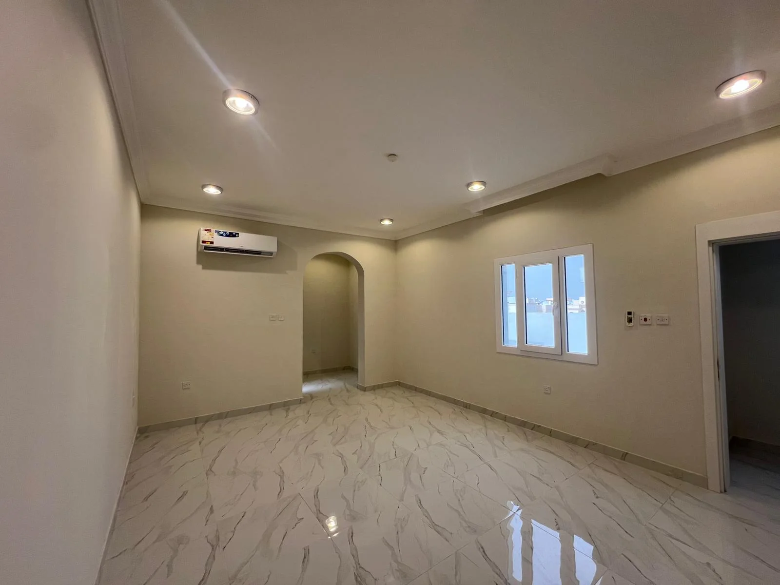 Spacious 5-Bedroom UF Villa for Rent in Muraikh
