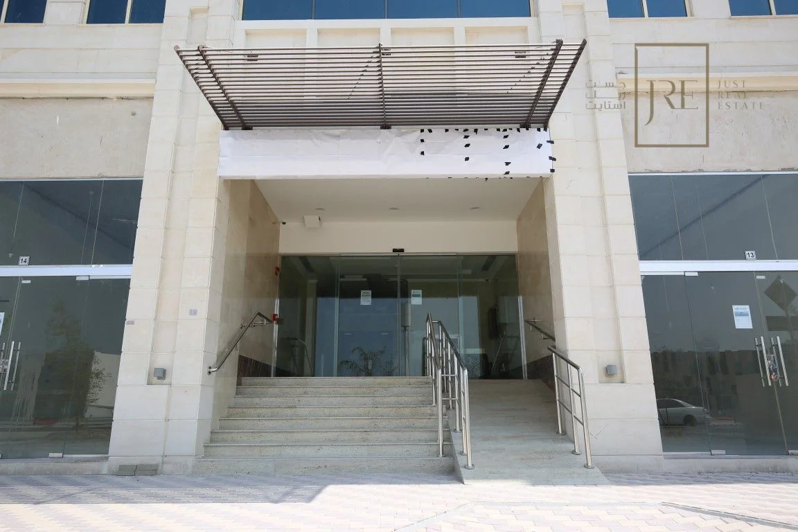 Spacious Office Space for Rent in Al Mamoura Plaza | Prime Location