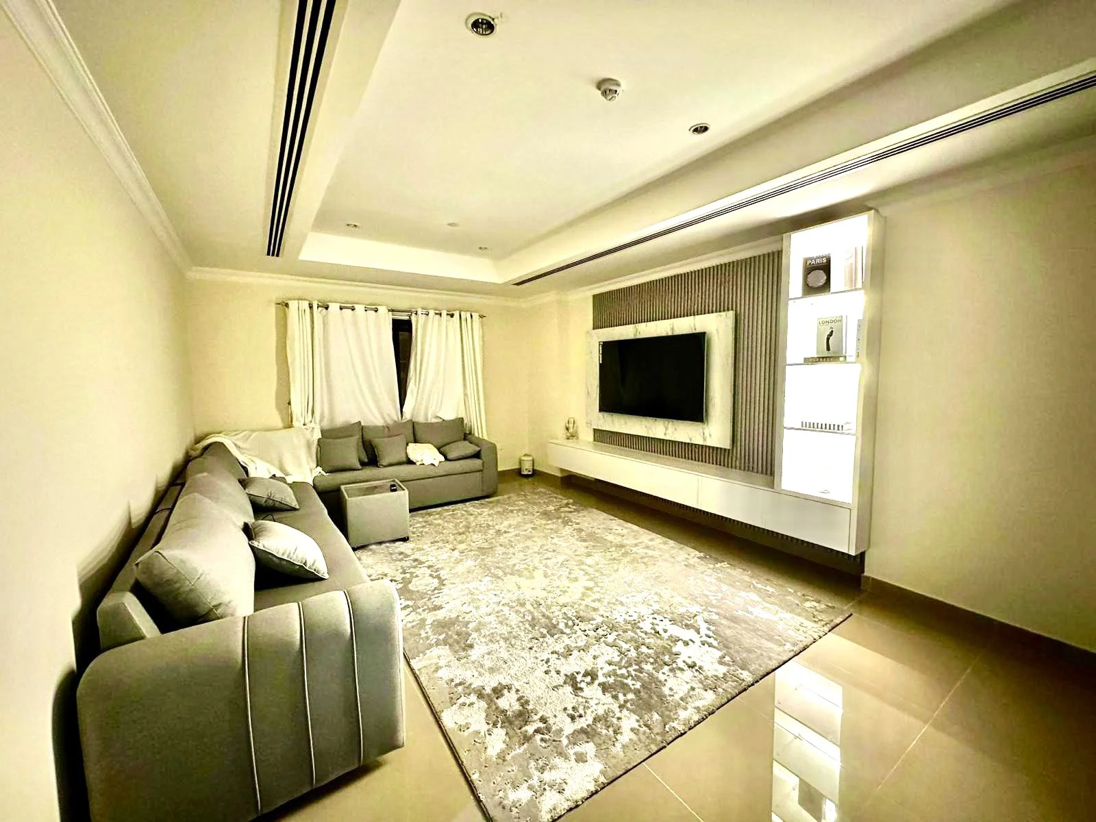 FULLY FURNISHED 1BHK APT | FULL AMENITIES |