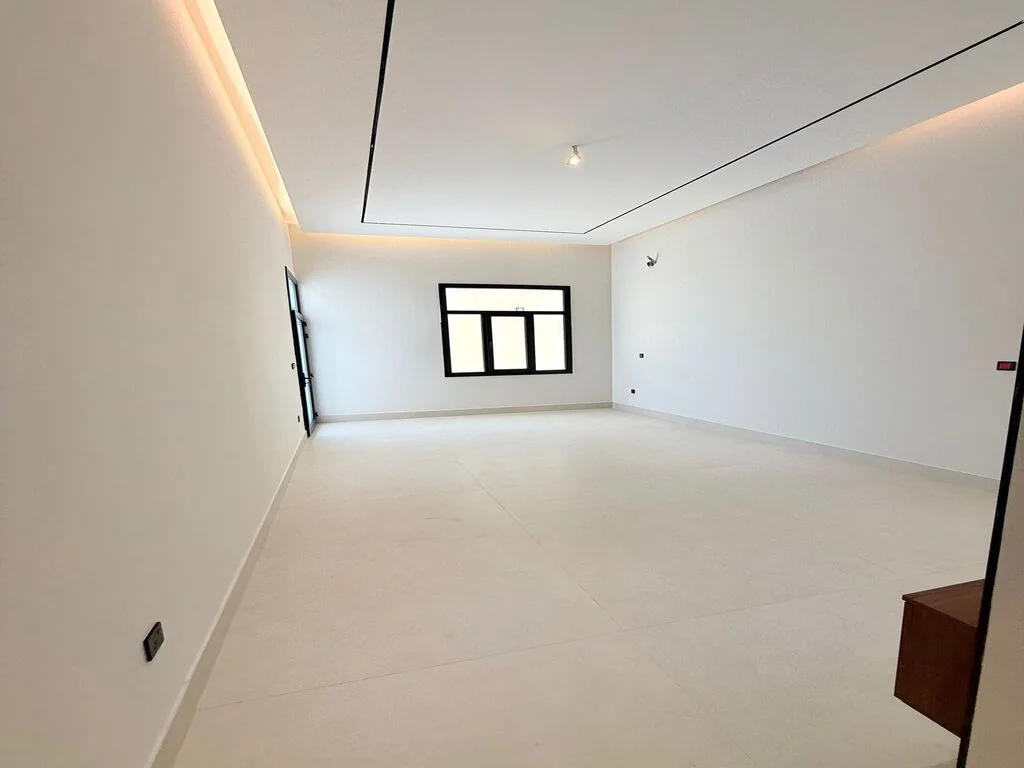 MODERN NEW CORNER 7BR VILLA+LIFT| PRIME LOCATION