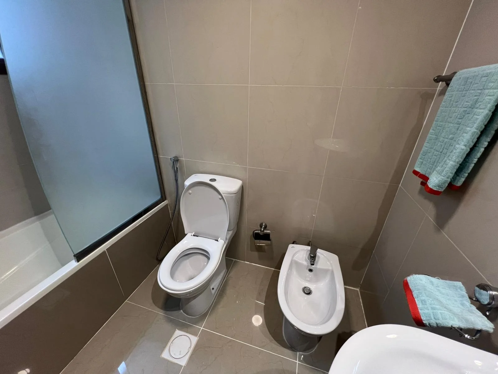 Spacious Fully Furnished 3BHK Duplex in Ain Khaled