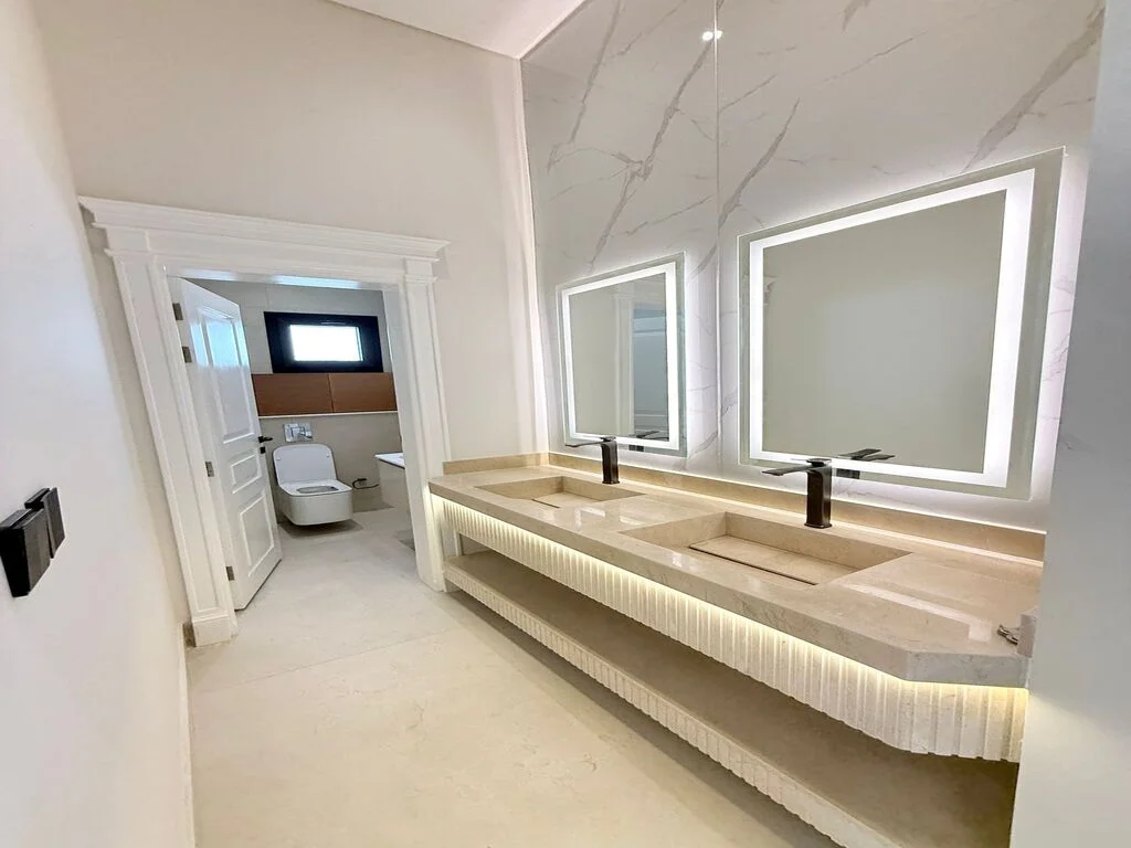 MODERN NEW CORNER 7BR VILLA+LIFT| PRIME LOCATION
