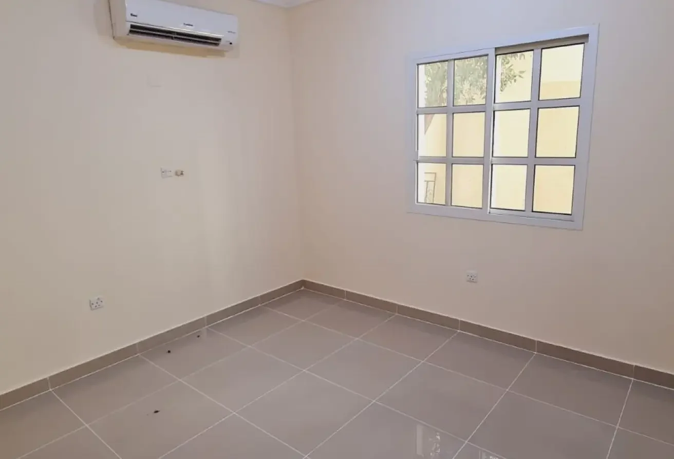 6 Bed | 5 Bath | Compound villa | Al Gharaffa