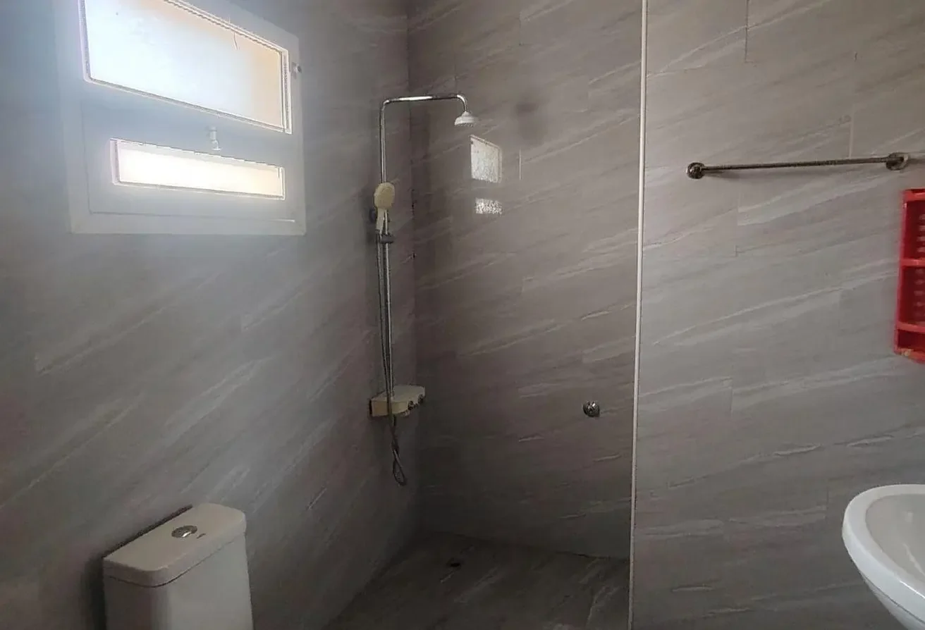Standalone Villa| 10 Bedrooms| Male Staff| Al Khor