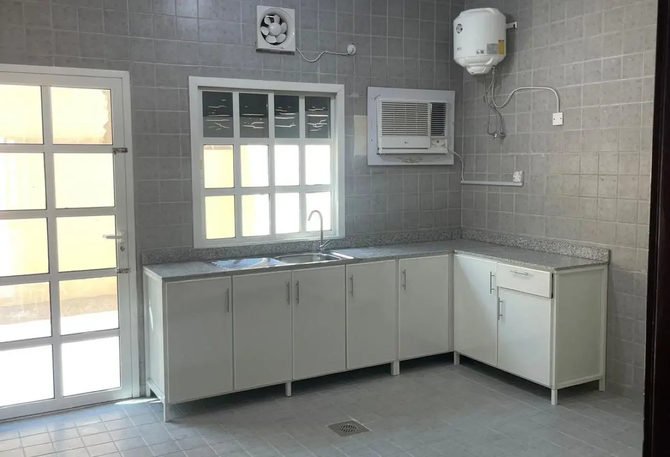 Big Standalone Villa| 06 Bedrooms| Al Khor