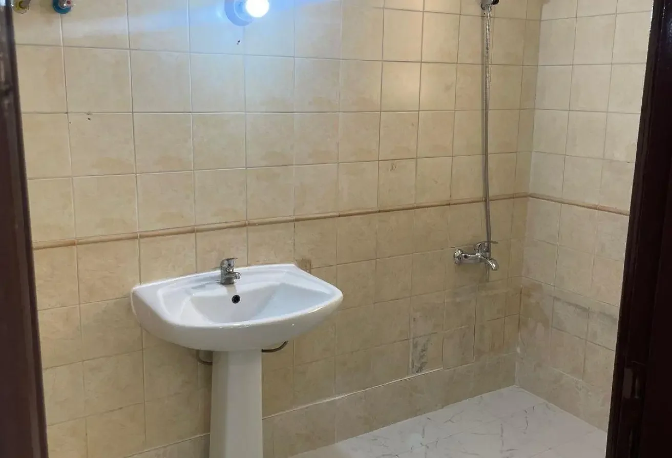 Big Standalone Villa| 06 Bedrooms| Al Khor