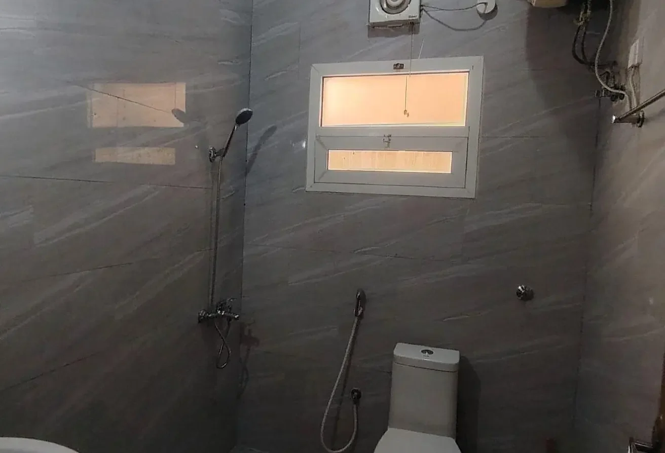 Standalone Villa| 10 Bedrooms| Male Staff| Al Khor