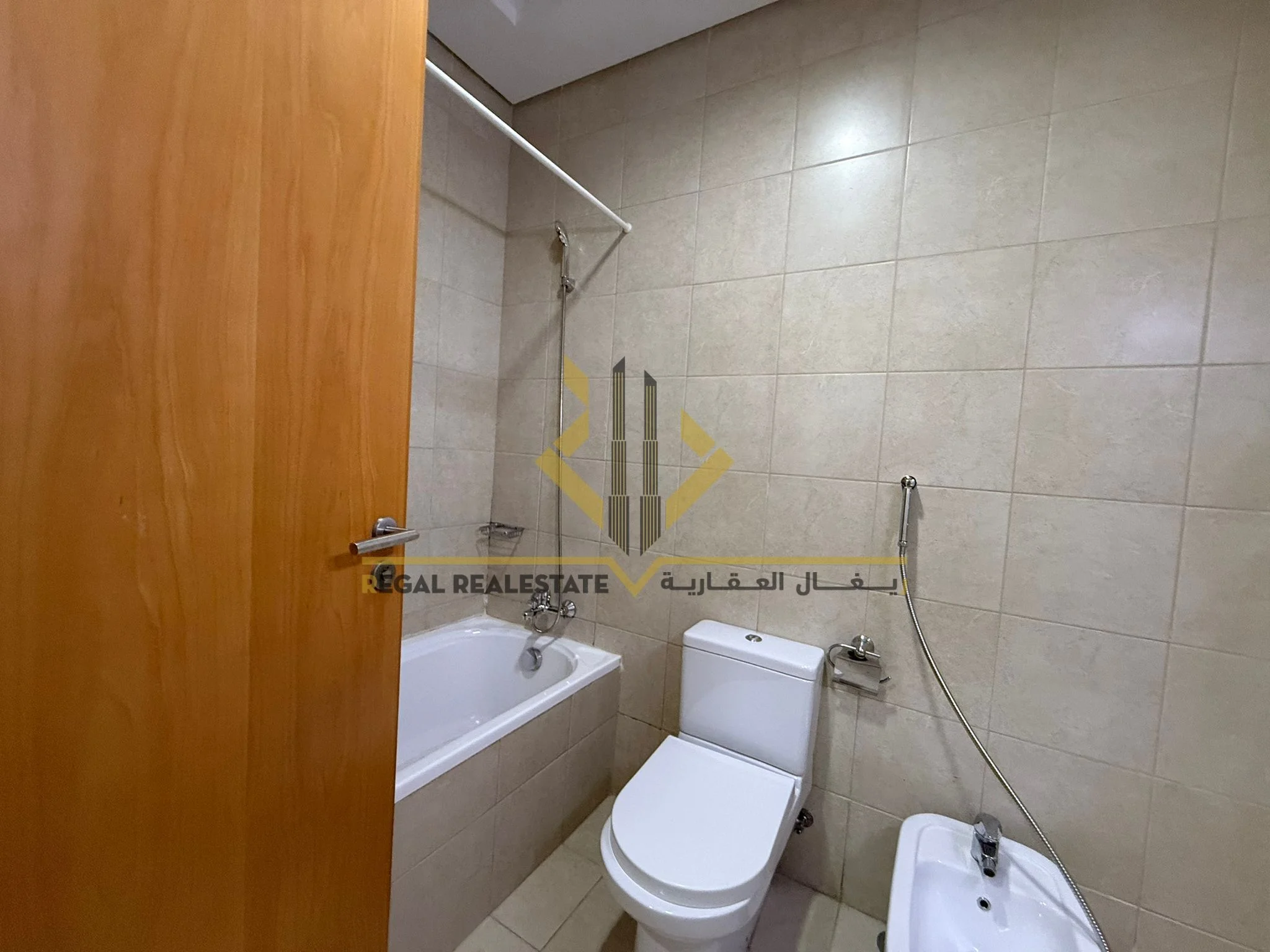 Spacious fully furnished 3-bedroom