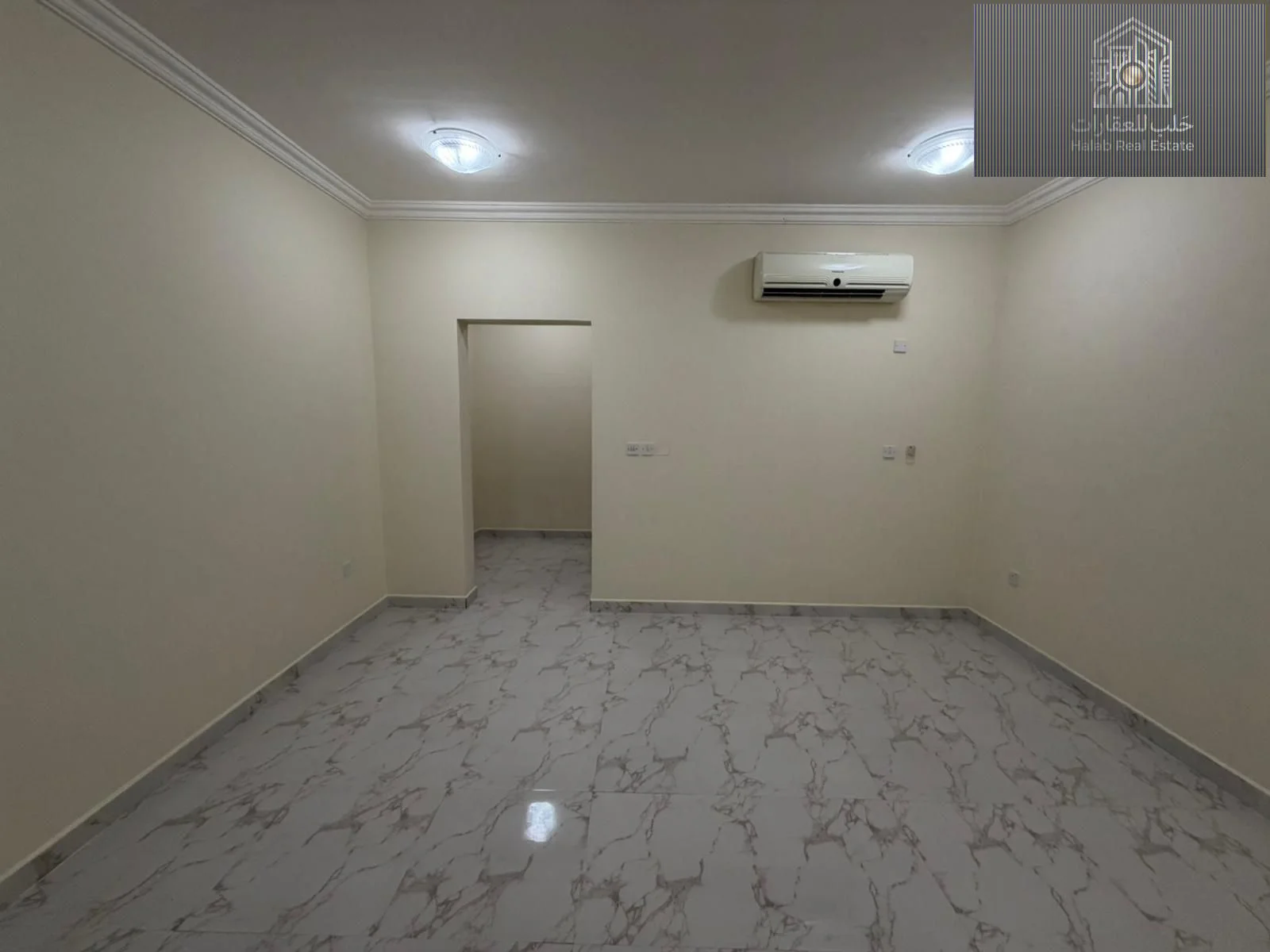 Spacious 6-Bedroom Villa for Rent in Umm Salal Ali | Large Yard