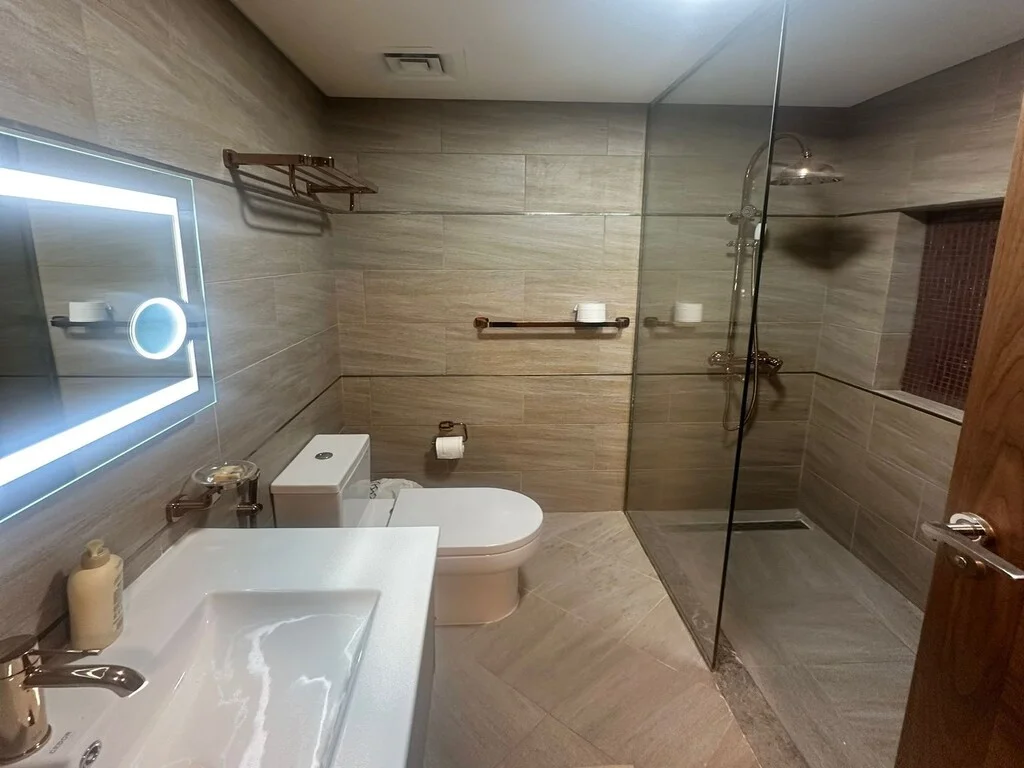 READY 1BHK FURNISHED APT| VACANT & TITLE DEED
