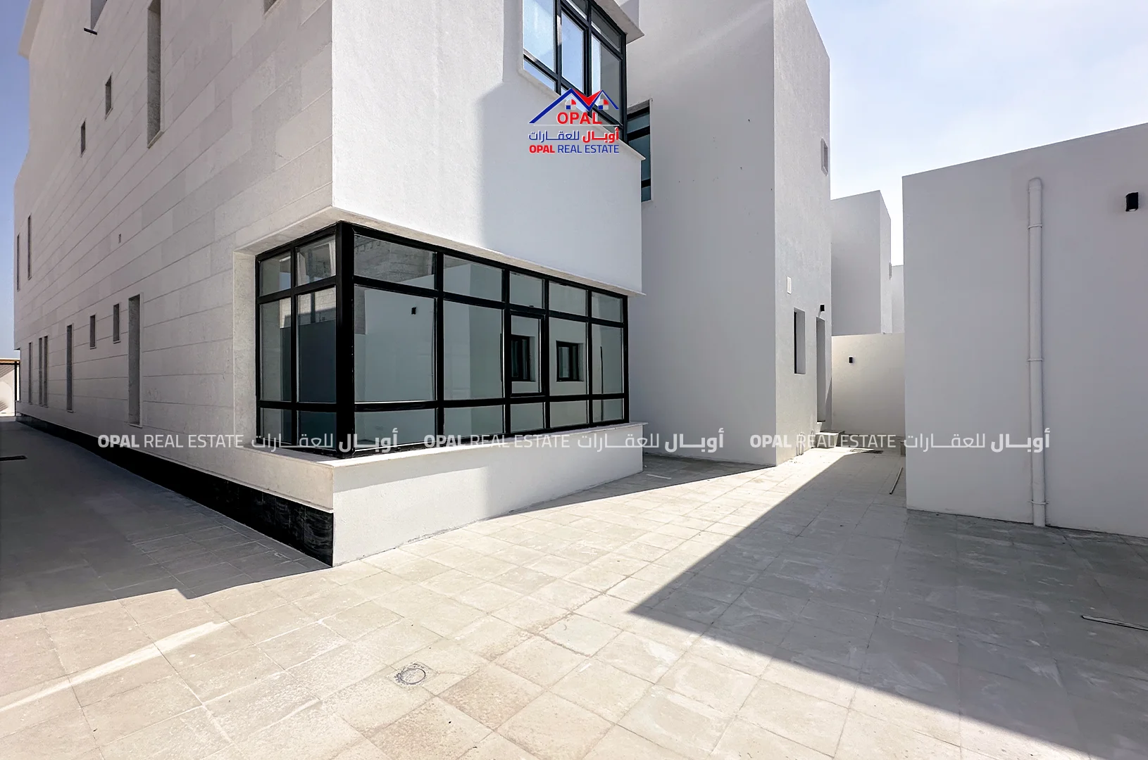 Luxury Spacious Unfurnished Villa For Rent in Al Ebb