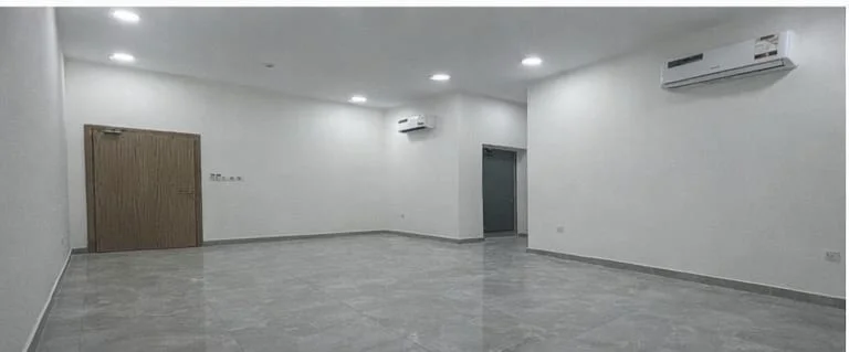 Spacious 2-Bedroom Apartment in Al Aziziyah