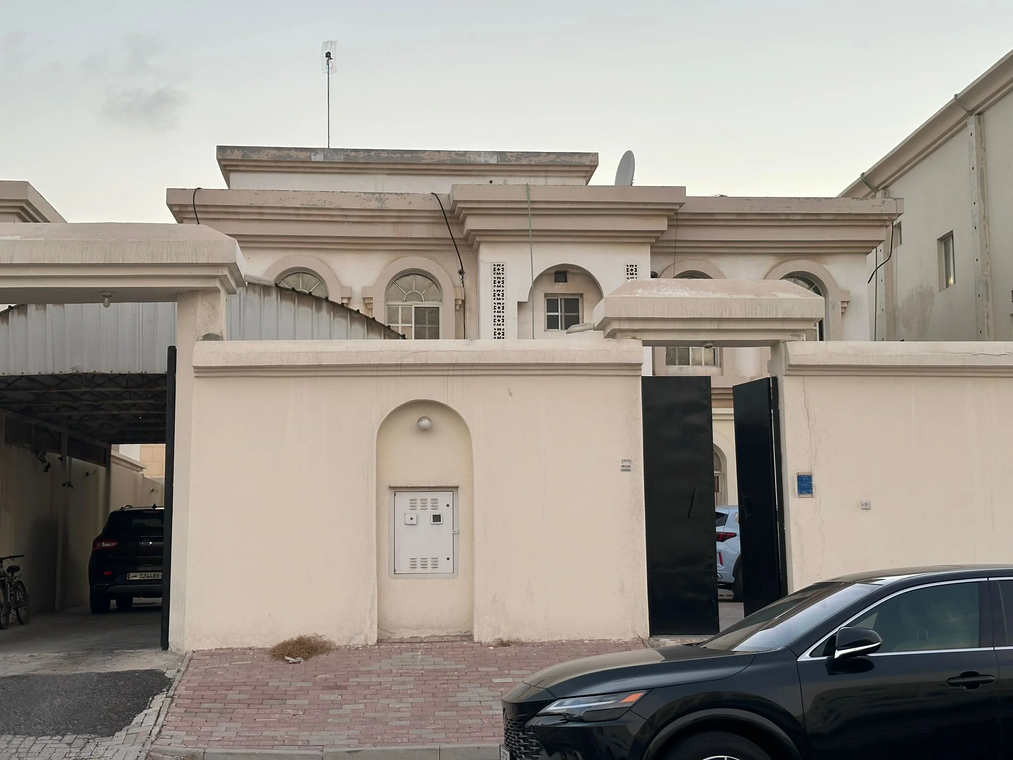 Spacious 1-Bedroom Apartment in Al Gharafa | For Rent