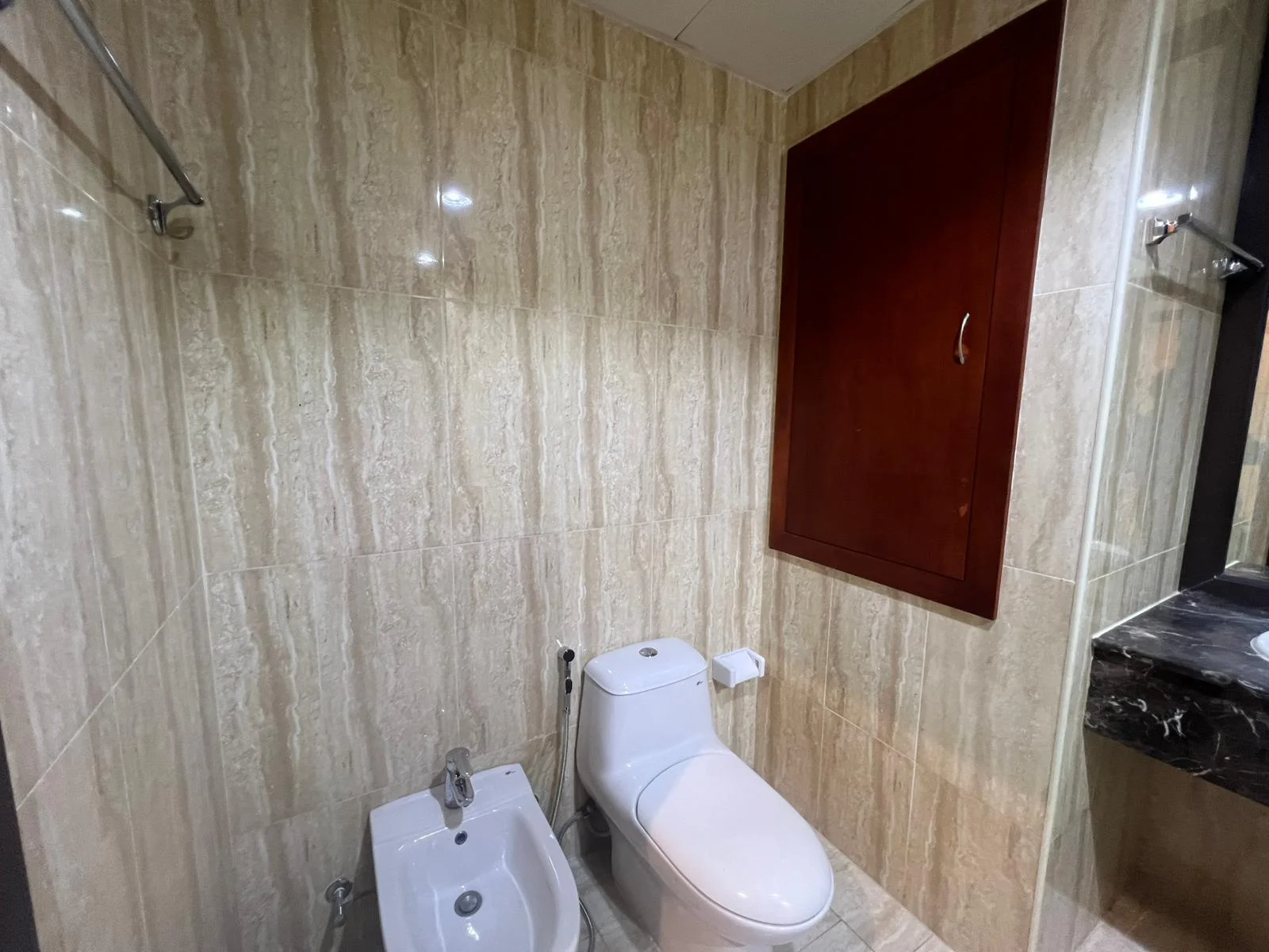 1BR + Office Room Apartment in The Pearl | Pool View | Fully Furnished