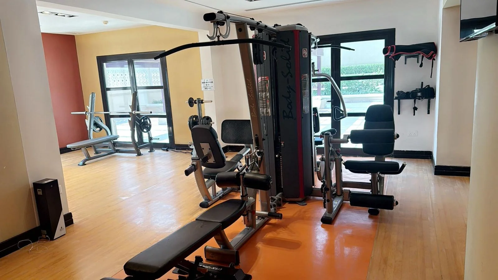 Spacious Semi-Furnished Studio - in the Pearl