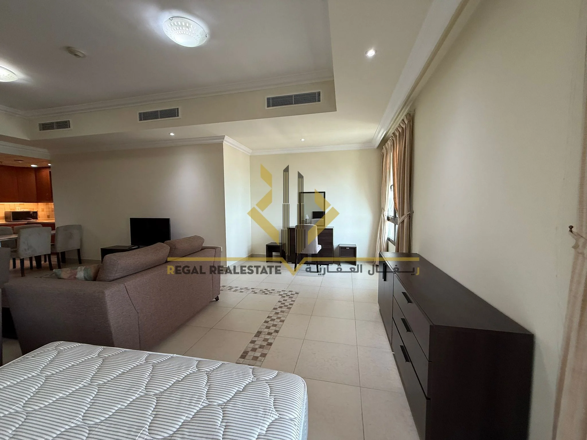 Fully Furnished Studio in Porto Arabia