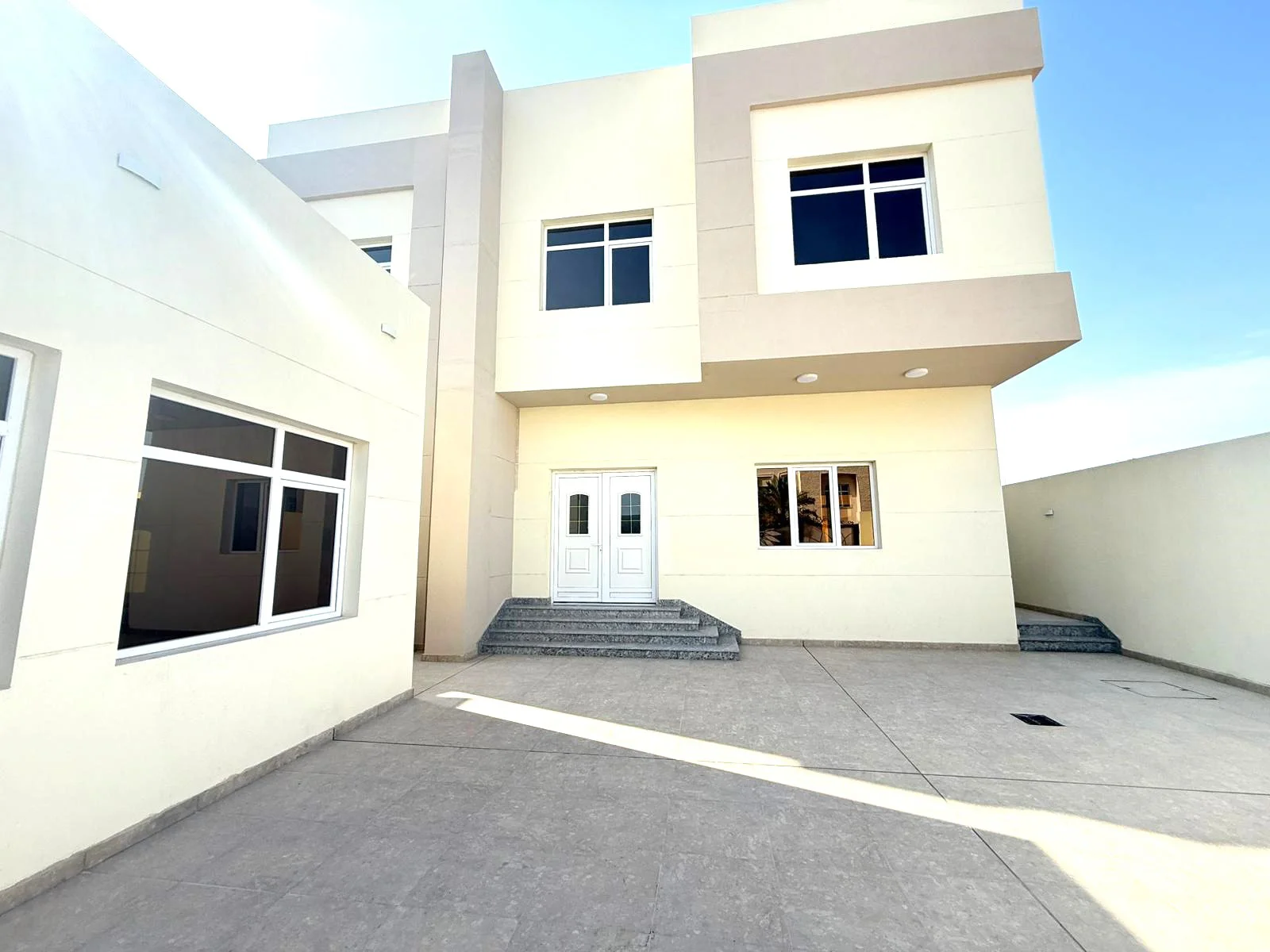 ELEGANT FAMILY VILLA | 7BR+LIFT | PREMIUM FINISH