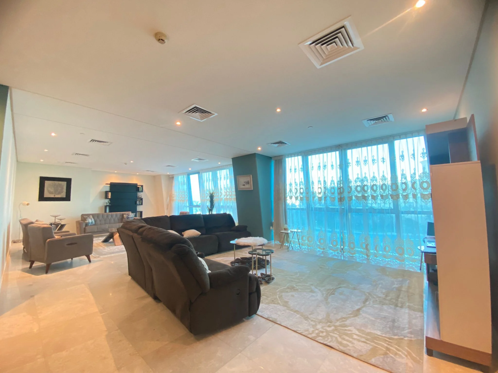 LARGE FURNISHED 3BHK APARTMENT + ALL FACILITIES