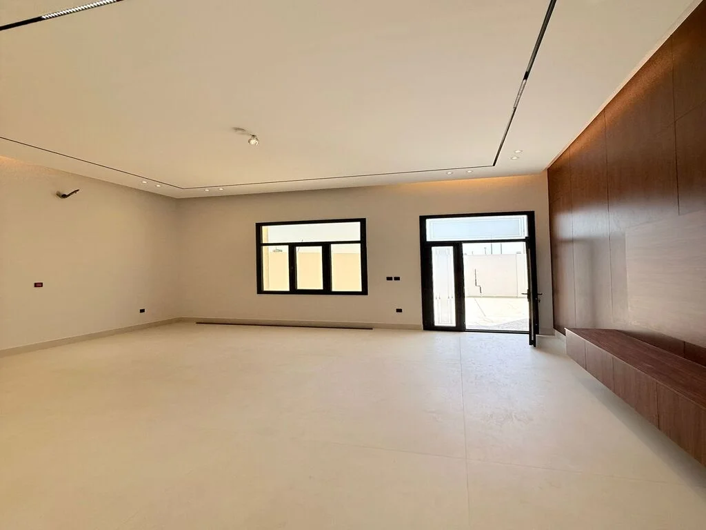 MODERN NEW CORNER 7BR VILLA+LIFT| PRIME LOCATION