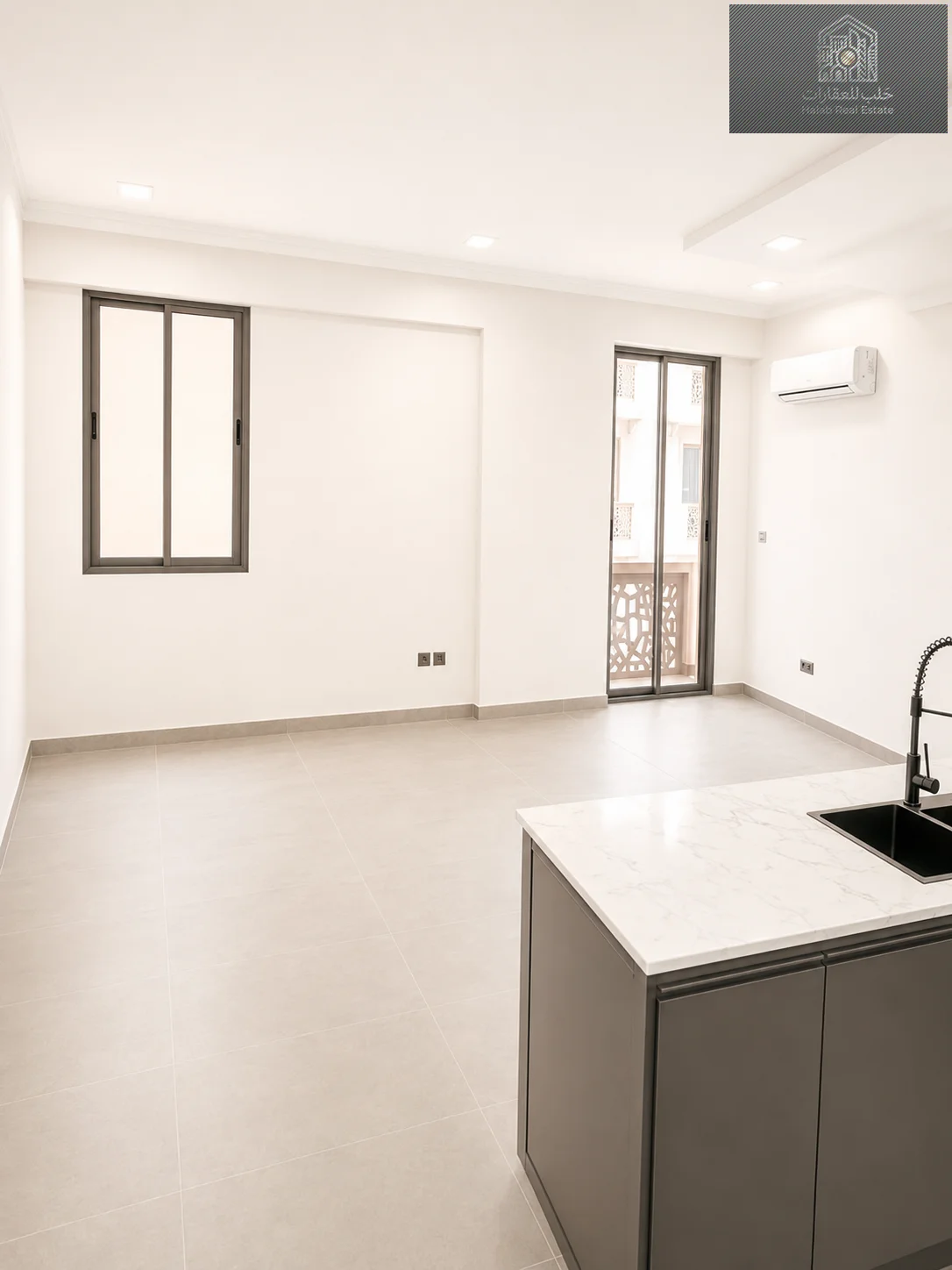 Spacious 2 Bedroom Unfurnished Apartment on Al Sadd Road Opposite Hamad Hospital - view 2