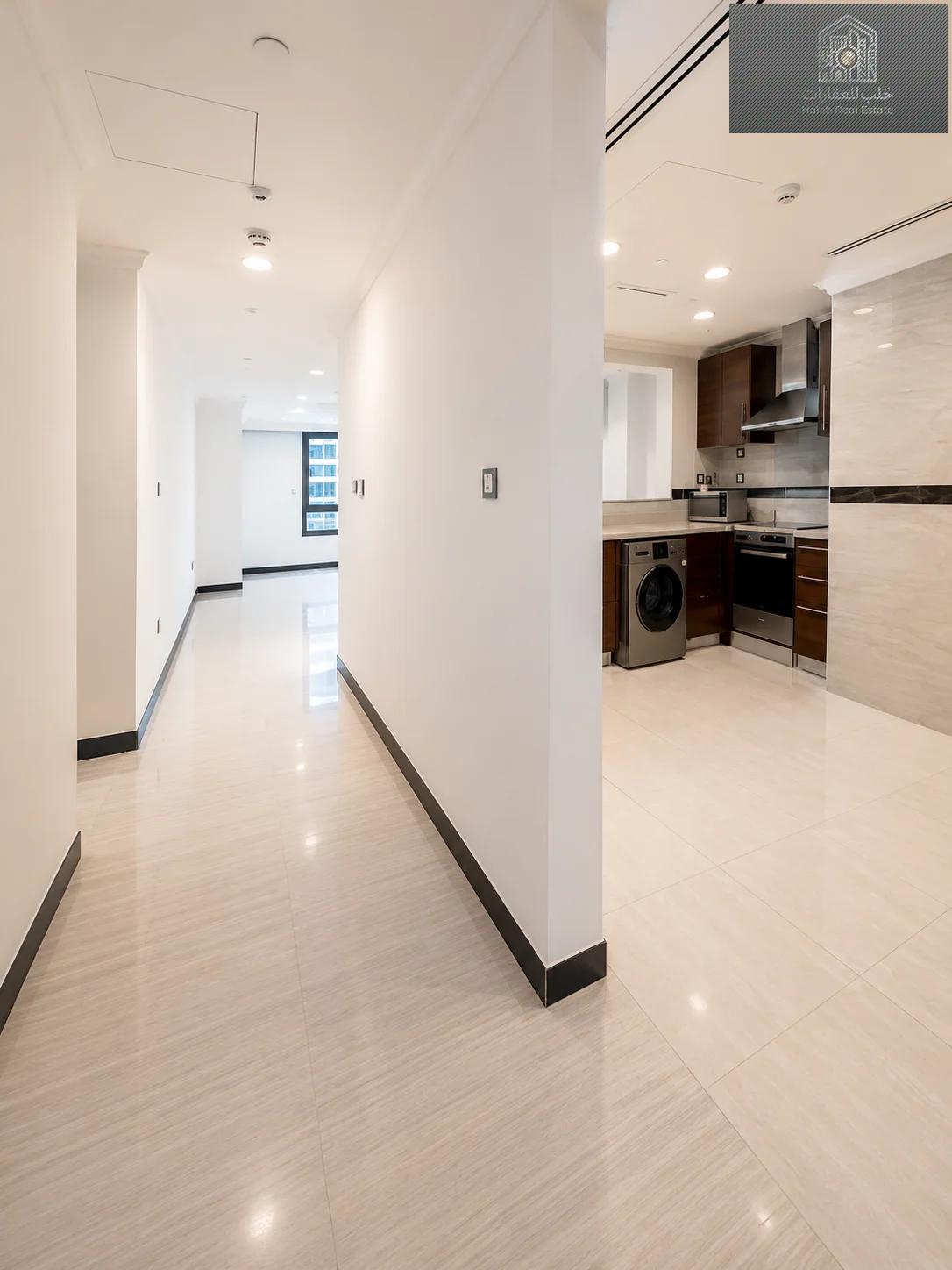Luxury 2 Bedroom Semi-Furnished Apartment in Porto Arabia Townhouses, The Pearl
