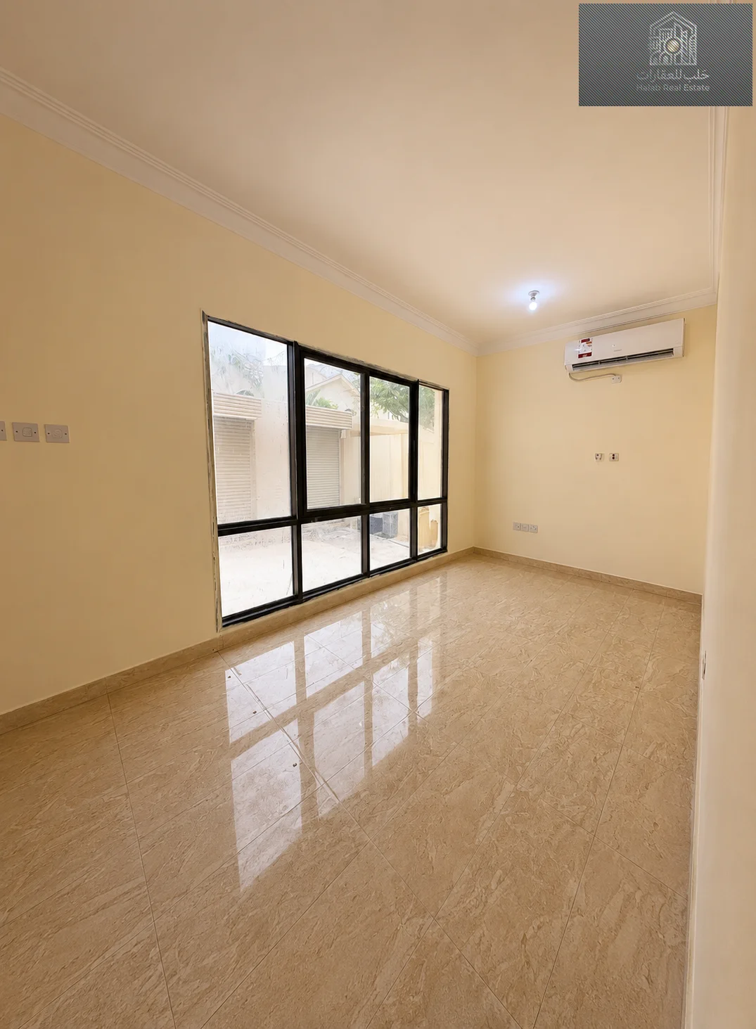 Cozy 2 Bedroom Apartment with Balcony in Old Airport