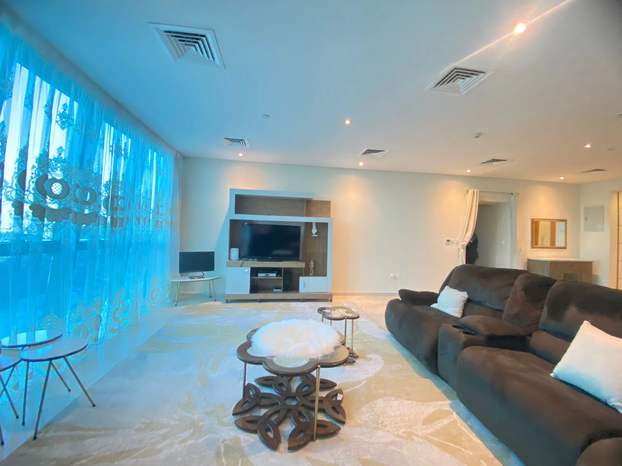 LARGE FURNISHED 3BHK APARTMENT + ALL FACILITIES