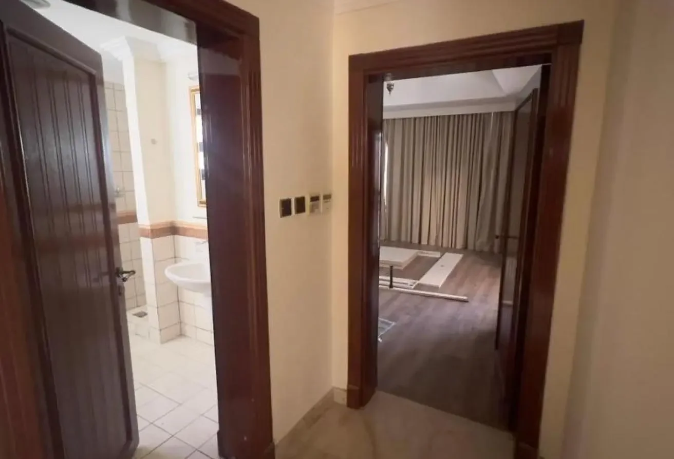 5 Bed | West bay lagoon | QAR. 20,000 | Semi