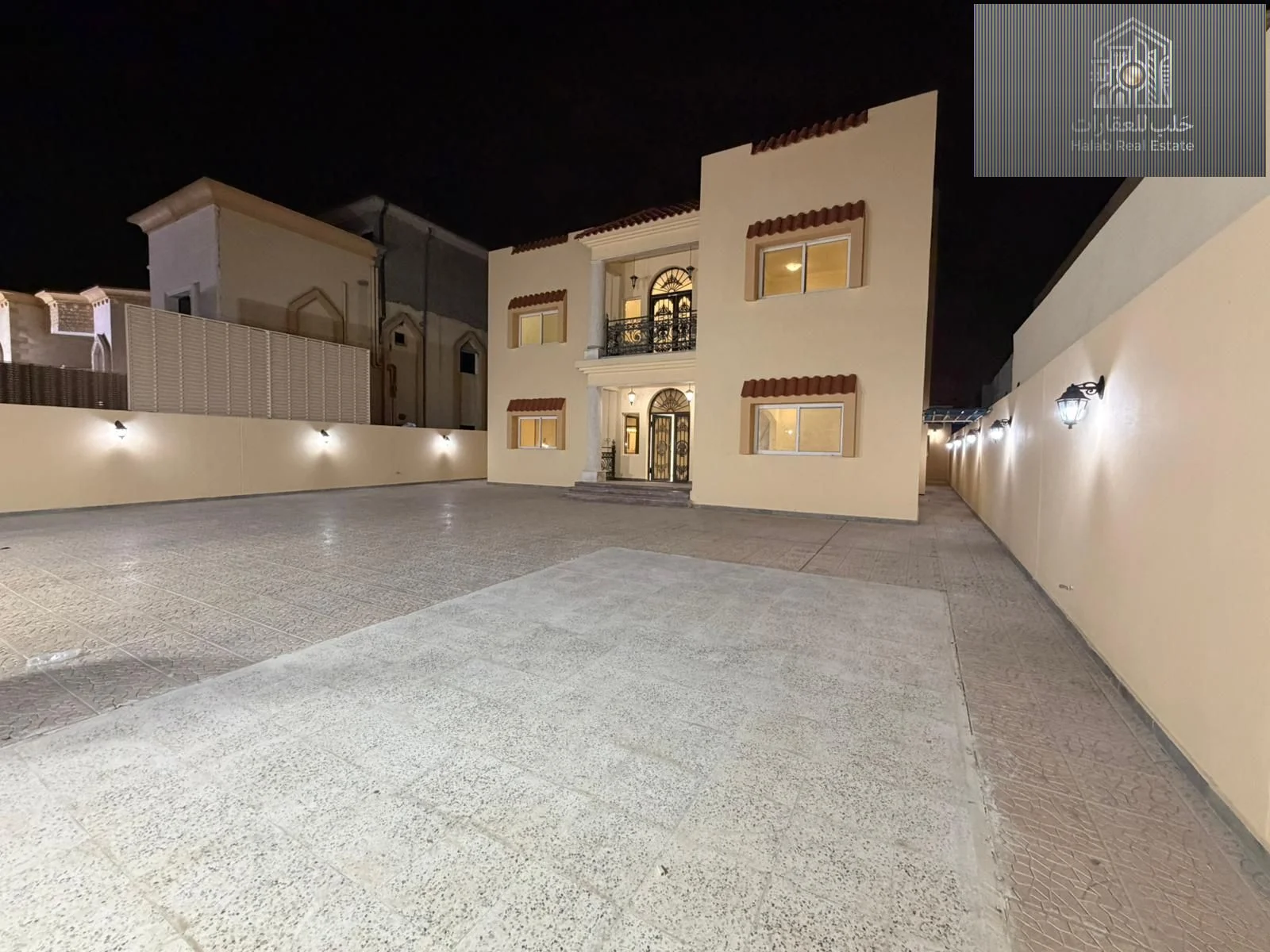 Spacious 6-Bedroom Villa for Rent in Umm Salal Ali | Large Yard - view 2