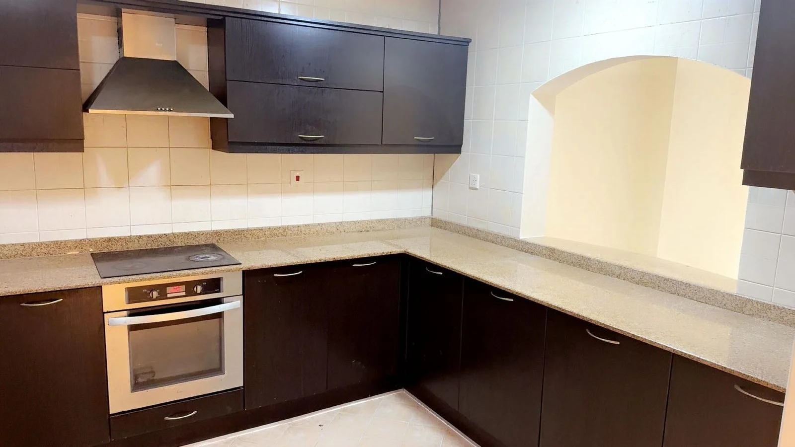 Spacious Semi-Furnished Studio - in the Pearl