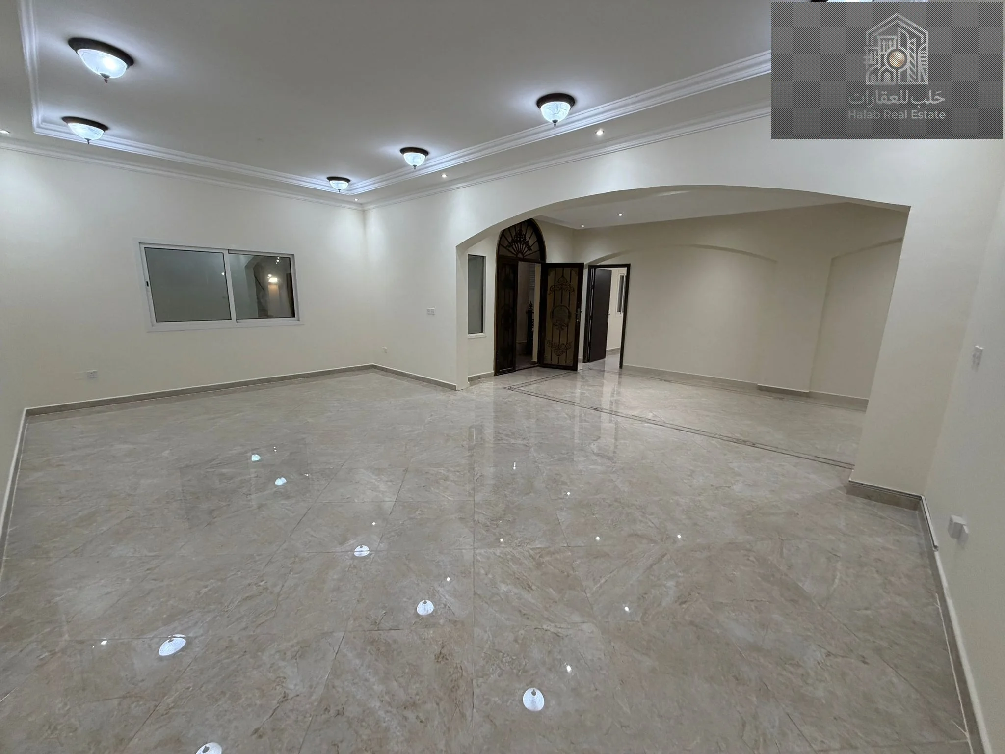 Spacious 6-Bedroom Villa for Rent in Umm Salal Ali | Large Yard