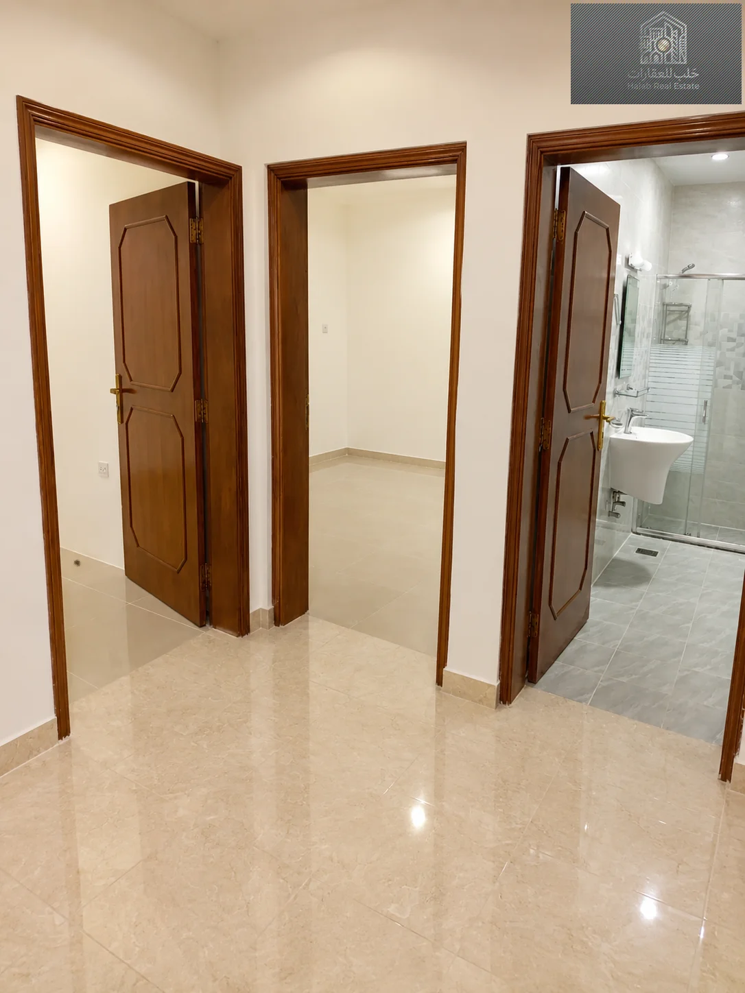 Spacious 4-Bedroom Apartment for Rent in New Salata - view 2