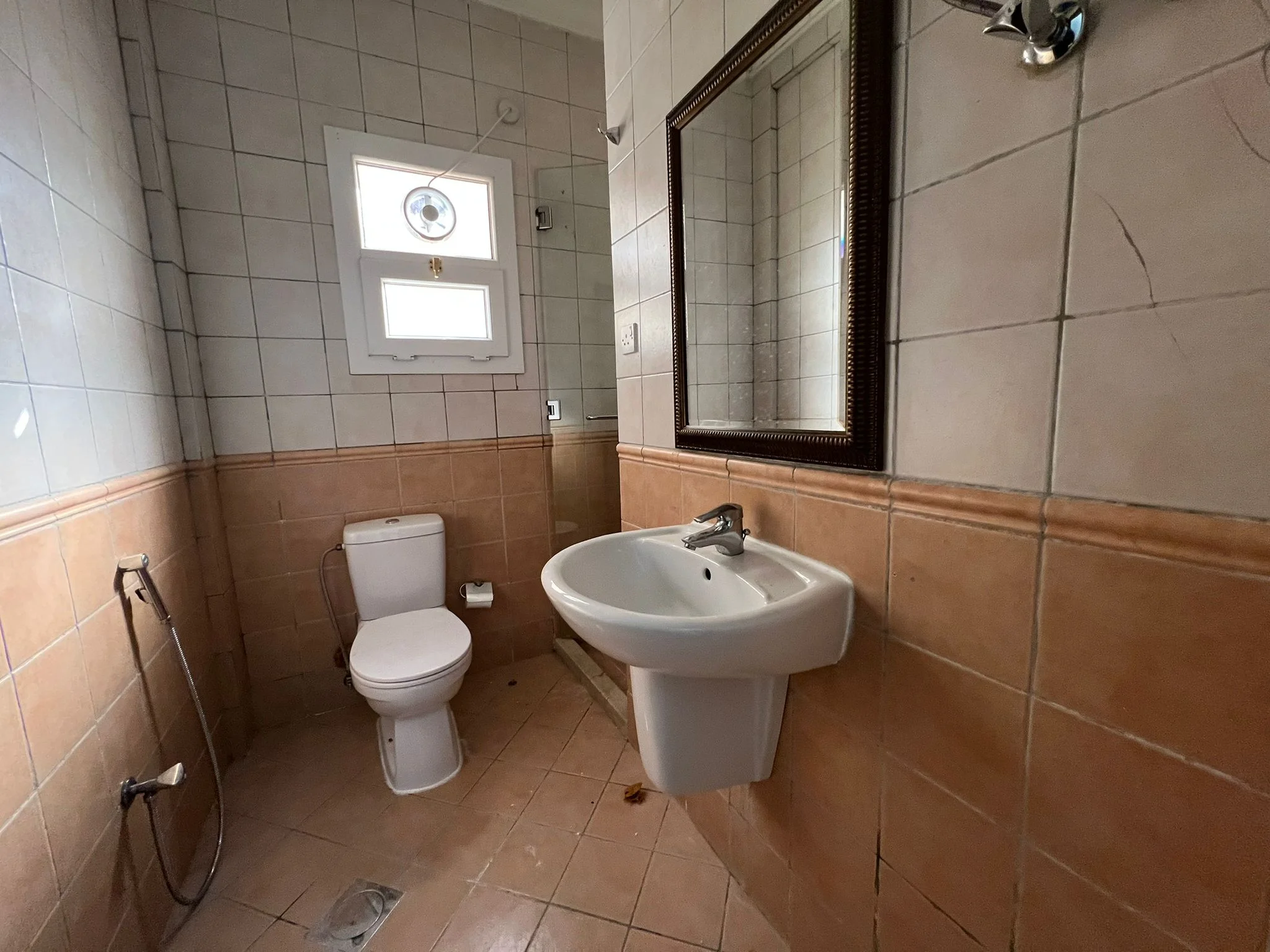 Charming 2-Bedroom Apartment for Rent in Bu Hamour