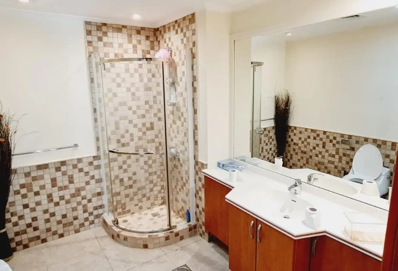 2 Bed | QAR 9000 | Porto Arabia | Balcony | Sea