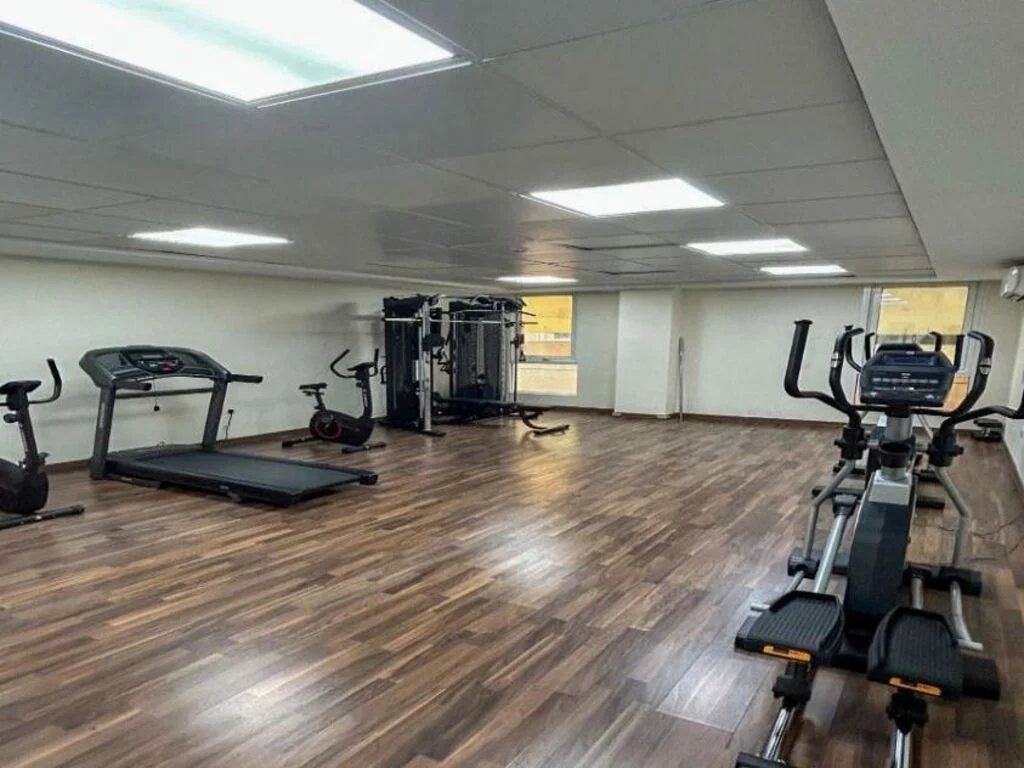UF 1BR APT |POOL, GYM & PARKING |PRIME LOCATION