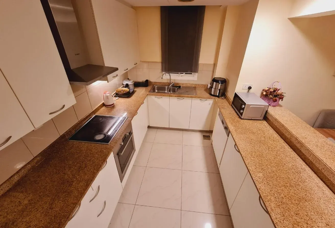 Furnished | 2 Bed | VB | Balcony | 10K | Sea view