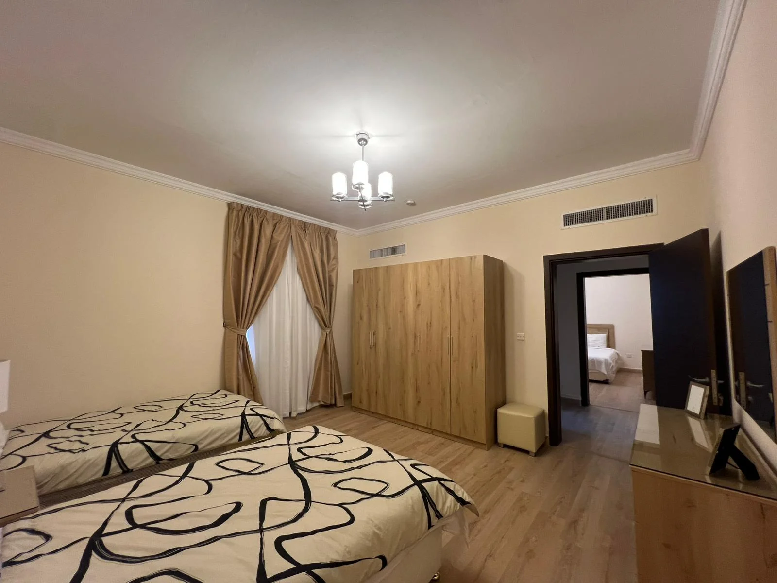 Luxury 4BHK Fully Furnished Villa in a Compound – Ain Khaled