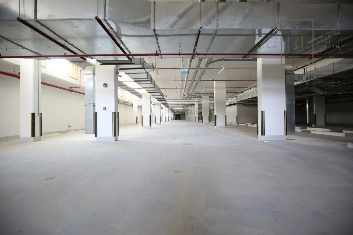 Spacious Office Space for Rent in Al Mamoura Plaza | Prime Location