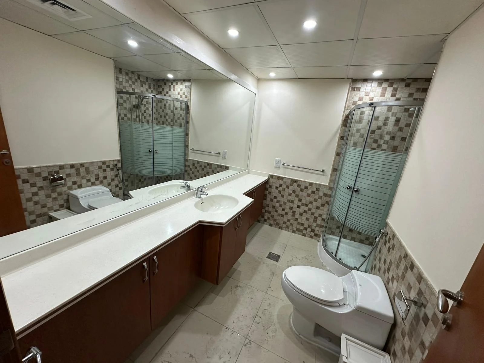 HOT RESALE/ Luxury 3 Bedroom Marina View/The Pearl