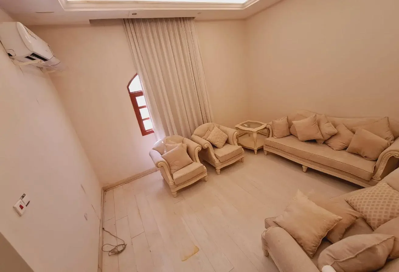 10 Bed | 10 Bath | Elevator | Luxury | Abu hamour